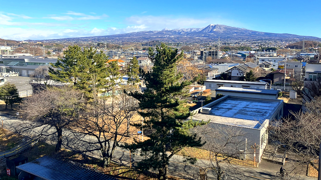 Mt. Akagi with snow from Aramaki Campus.